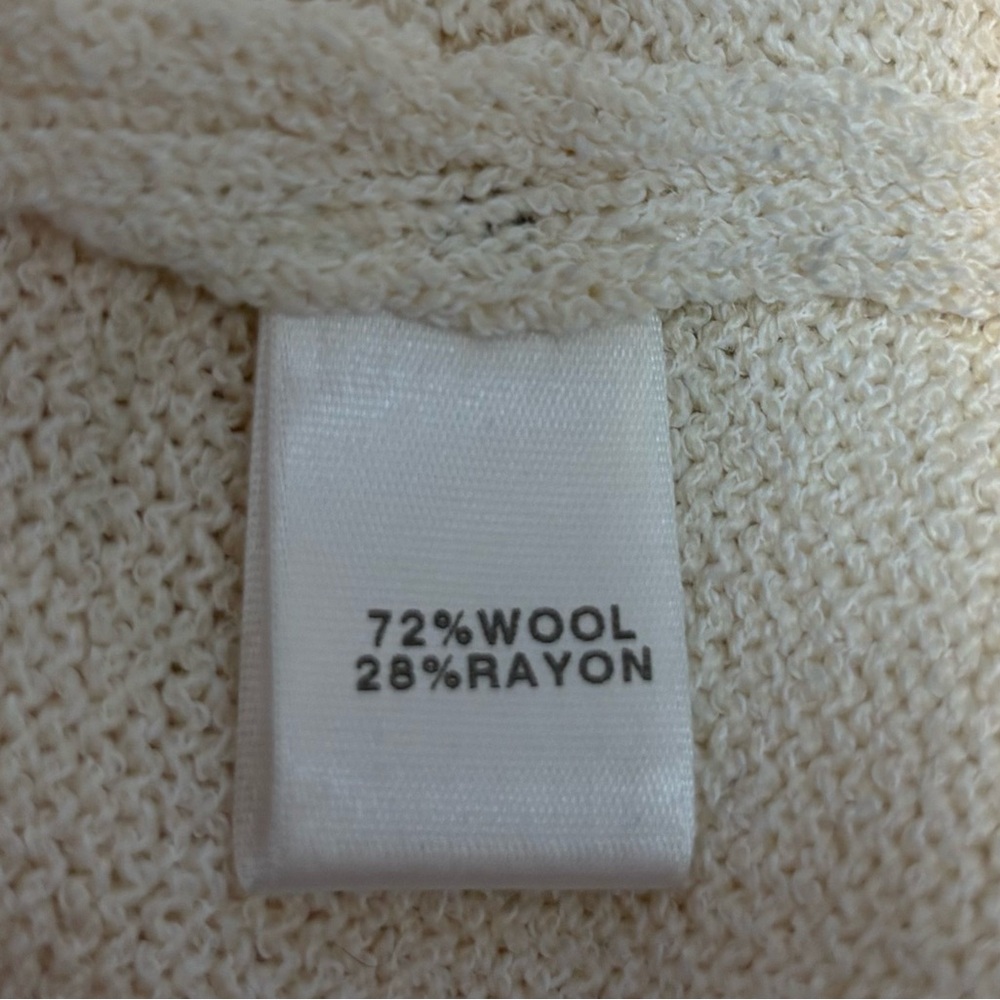 St. John Black Stripe Neck Ivory Knit Sleeveless Top Tank Gold Bar Logo Size 4P - Picture 5 of 8